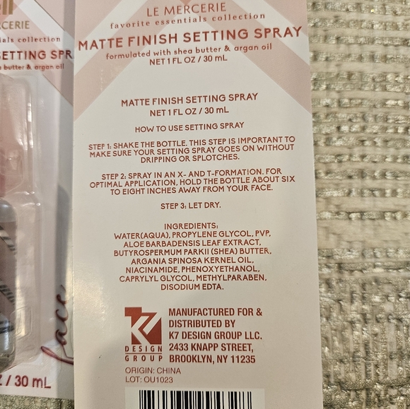 Le Mercerie Matte Finish Setting Spray 2 blts NEW - Picture 3 of 3